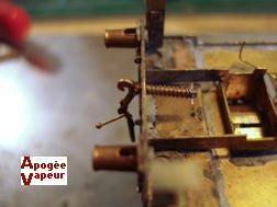 Apogée Vapeur - Attelage à vis à construire